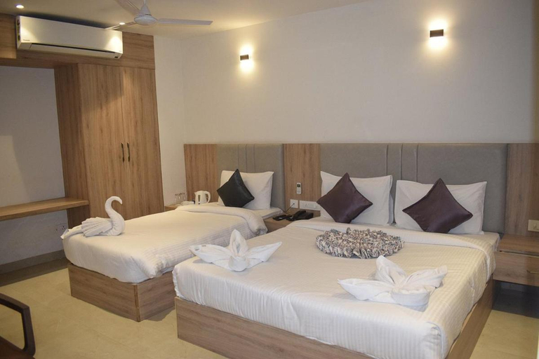 Bedroom 2, Mumbai House Express, Udaipur
