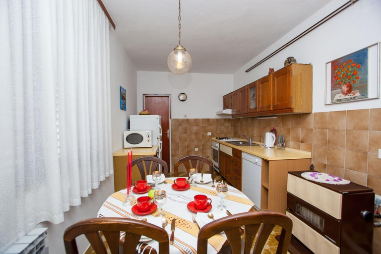 Others 5, Apartments Verica, Makarska