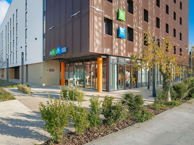 Exterior & Views, ibis budget La Rochelle Centre, Charente-Maritime