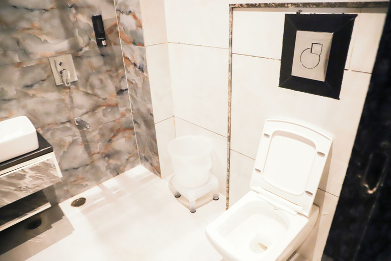 Bathroom 4, Hotel MakeSure, Ajmer