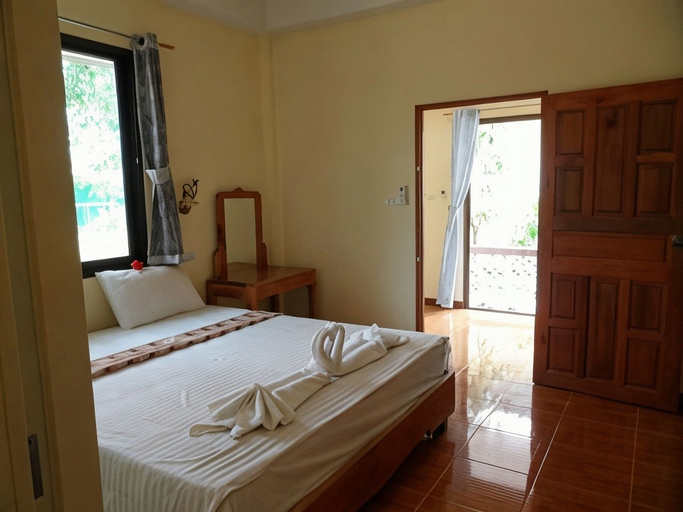 Bedroom 2, Khaolak Summer House Resort, Takua Pa