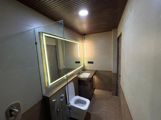 Bathroom 3, SAI SEVA INN, Ahmadnagar