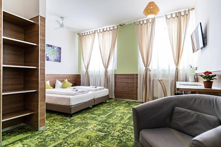 Room 2, Apartimo Altdorf, Landshut