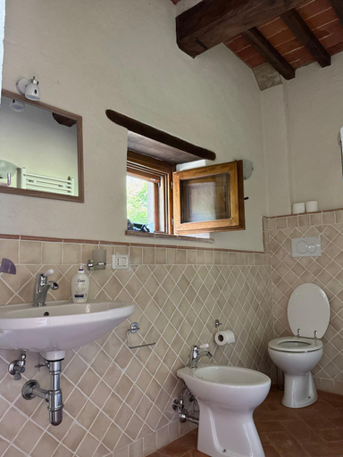 Others 3, Borgo Chiantina, Arezzo