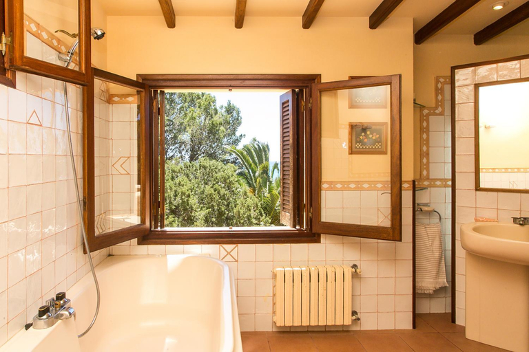 Bathroom, Sa Rondalla - Formentera, Baleares