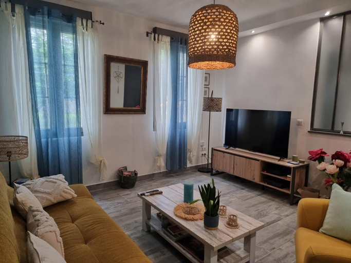 Others 4, Charming holiday house with private pool, Maillane, Bouches-du-Rhône