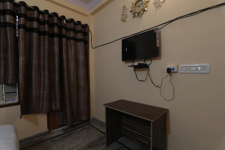 Others 4, Green Lane Valley, Kanpur Nagar