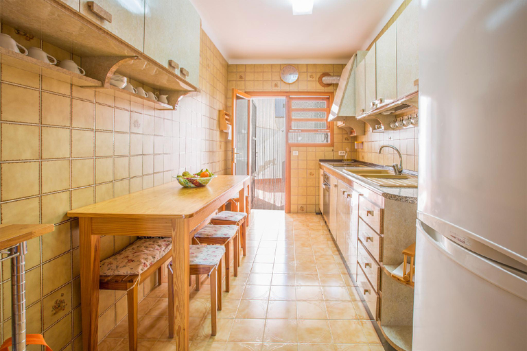 Others 4, SON HOMS, Baleares