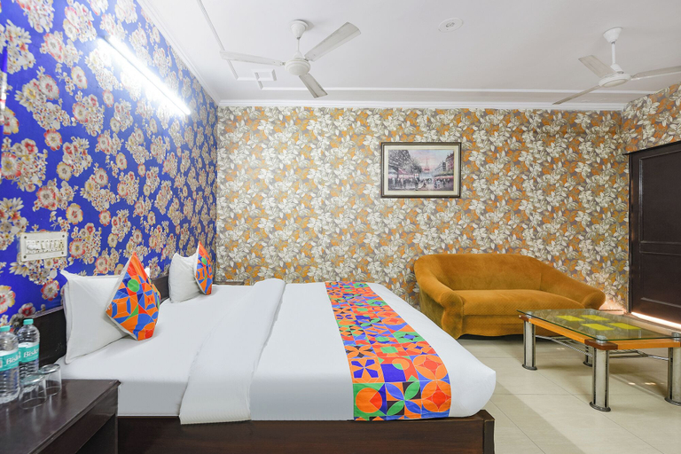 Room 2, Fabhotel Kalka Residency, Delhi