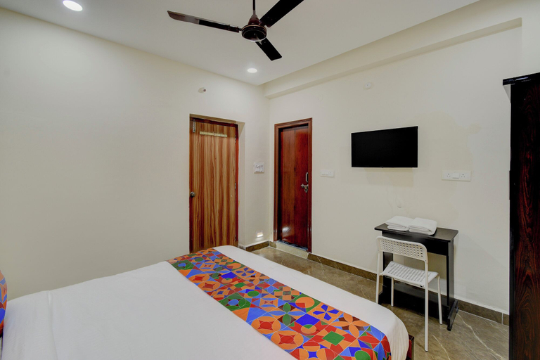 Room 2, Fabhotel Heaven 75, Hyderabad