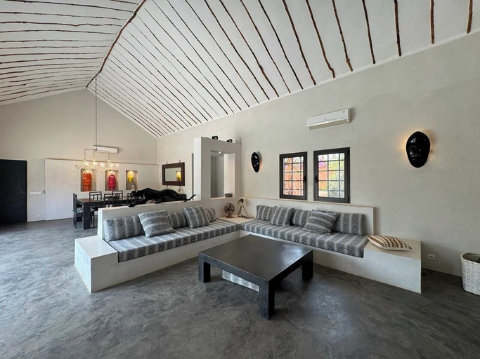 Living area 2, Villa Tamarin, Mbour
