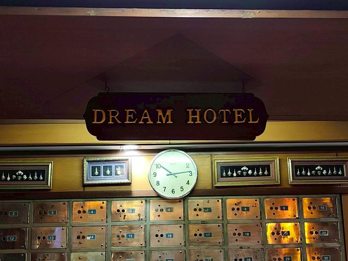 Food & Drinks 5, Dream Hotel Pattaya, Pattaya