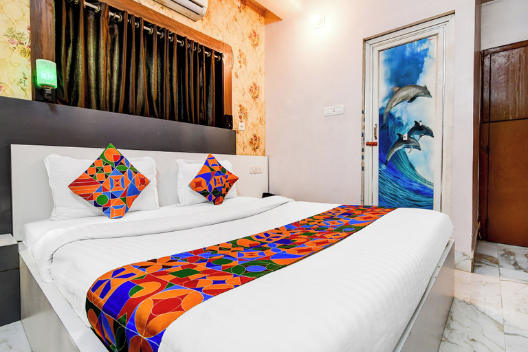 Room 5, Fabhotel Royal Plaza, South 24 Parganas