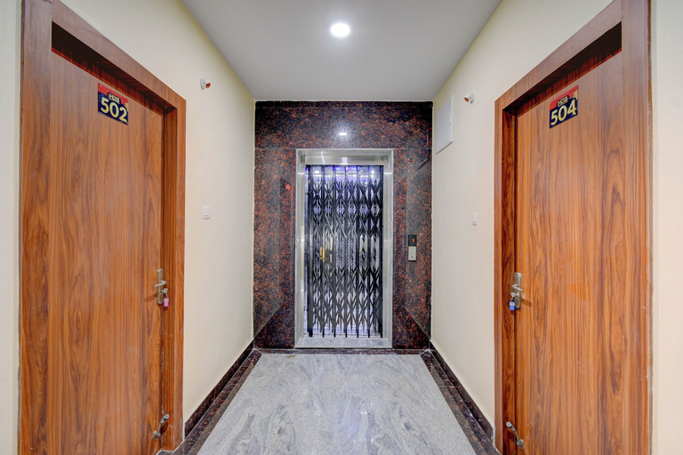 Lobby 2, Fabhotel Dharani Grand Madhapur, Hyderabad