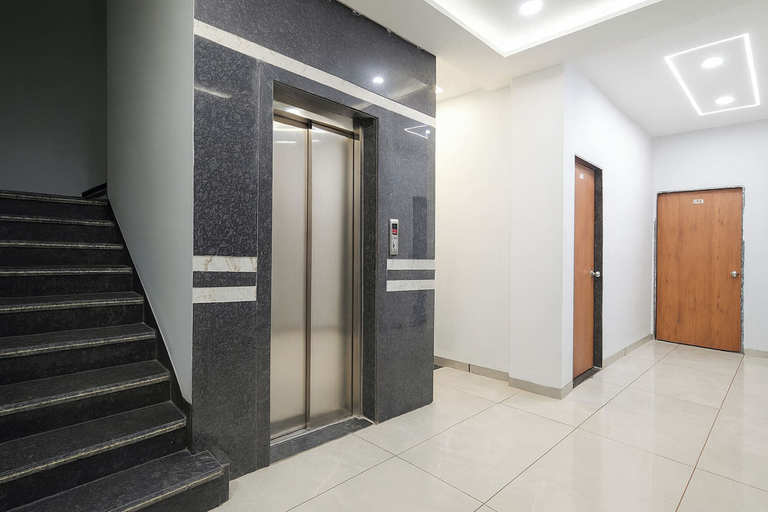 Elevator, Fabhotel Kavish Villa, Indore