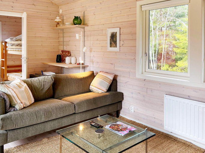 Facilities 2, Charming Island House with Guest Cabin, Norrtälje