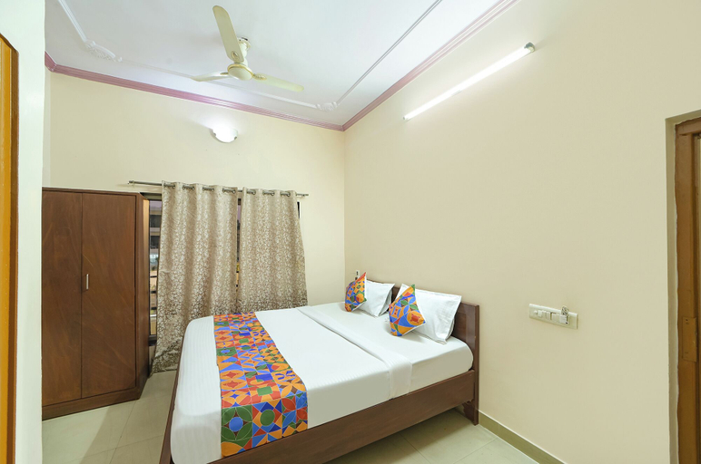 Room 3, Via Mansagar, Jaipur