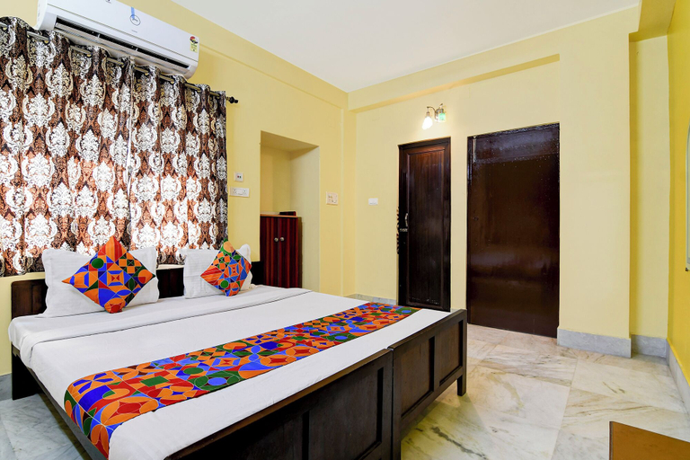 Room 4, Fabhotel Florence Palace, South 24 Parganas