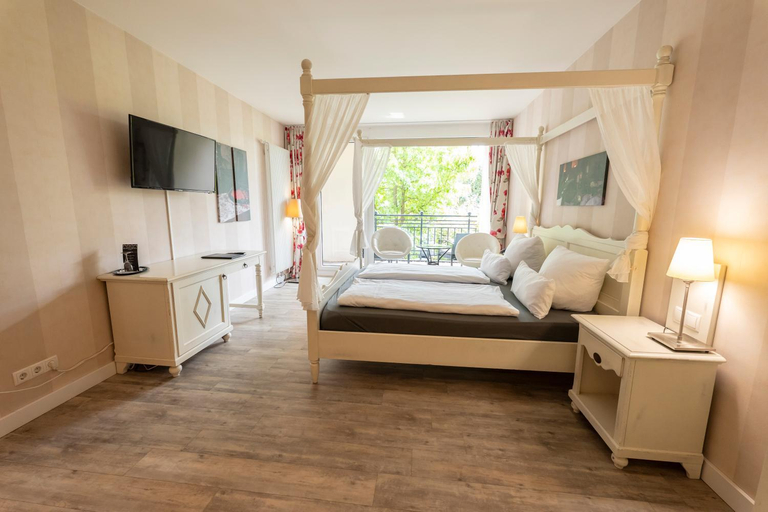 Bedroom 3, Weinquartier Burggarten, Ahrweiler