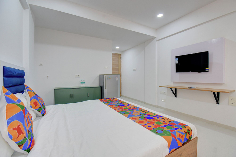 Room 4, Fabhotel Rajyog Residency, Pune
