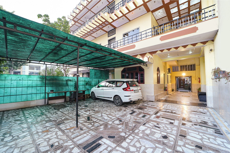 Parking 4, Via Mansagar, Jaipur