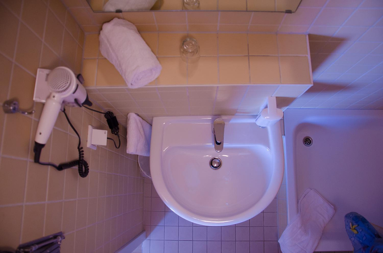 Bathroom 4, Panorama Hotel Offenbach, Offenbach am Main