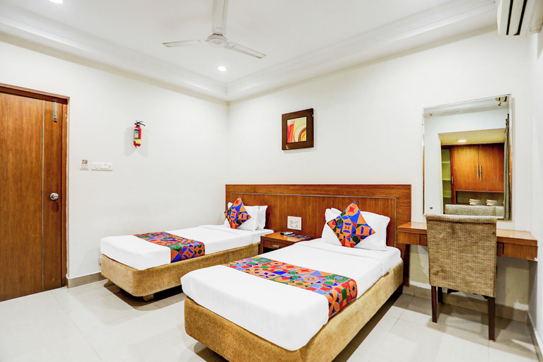 Room 5, Fabhotel Suncity, Krishna