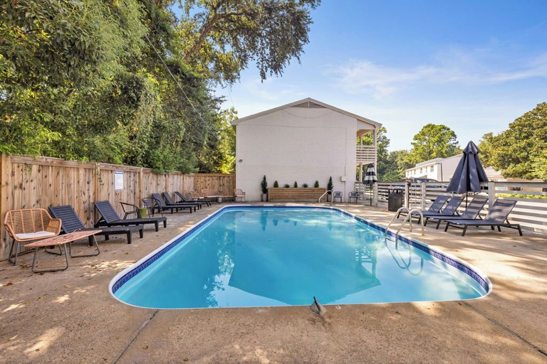 Pool, Porter Condos, Jackson