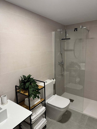 5, Resort Seascape Villa 8 by Bookaparadise, Alicante
