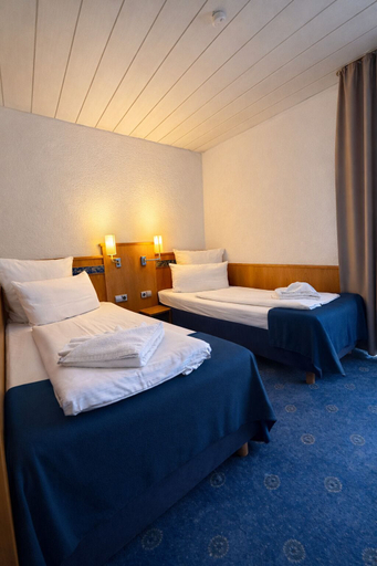 Room 3, Luna Inn, Stuttgart
