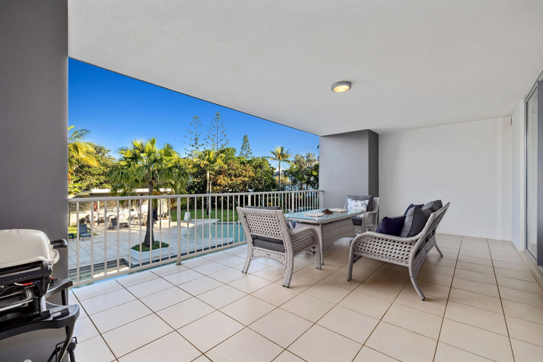 Balcony 5, 3BRM Poolside in the Heart of Casuarina, Tweed Heads