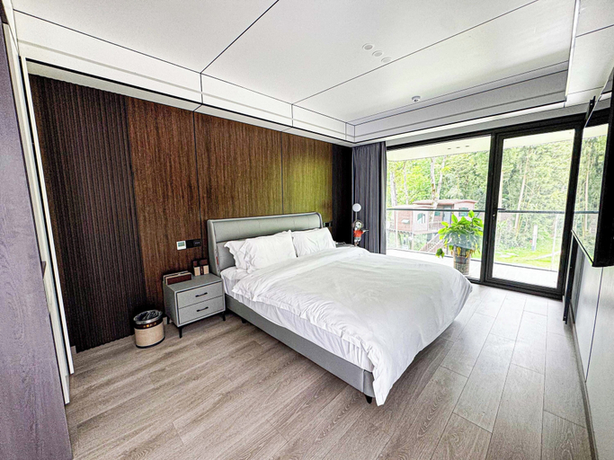 View from room 4, White Magpie Mountain Residence, Enshi Tujia and Miao