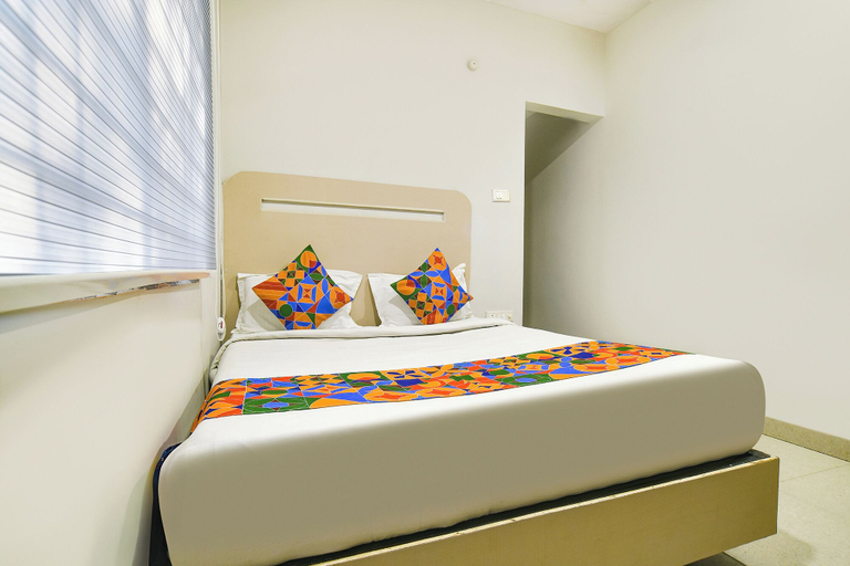 Room 4, Via Mishti Palace, Indore