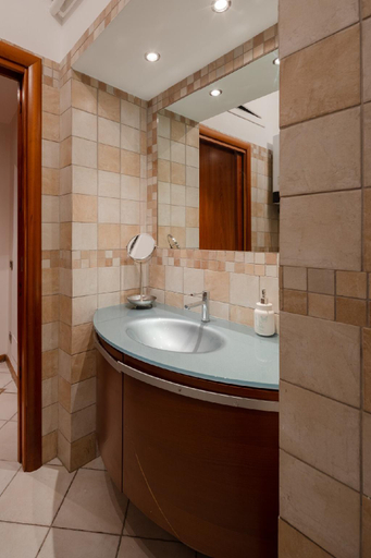 Bathroom, Francesco Terrace-Piazza Bologna, Roma