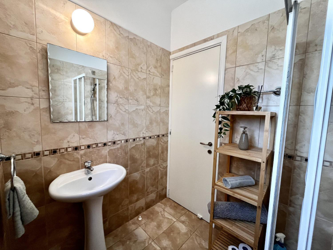 Bathroom 3, KOK - STAY Athena Villa