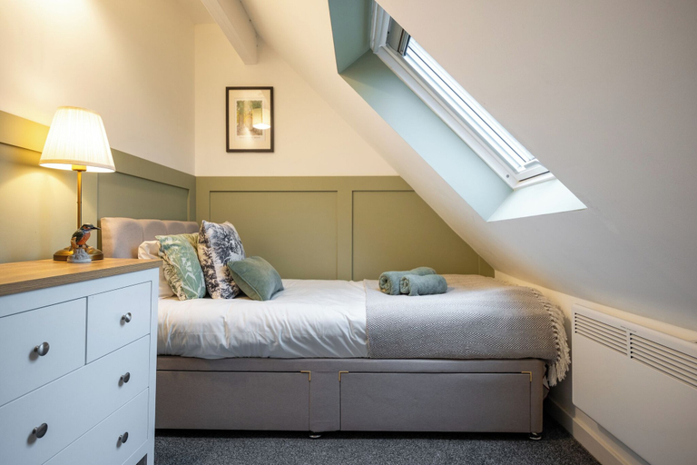 Room 3, Stunning 2BD in Bourton on the Water, Gloucestershire