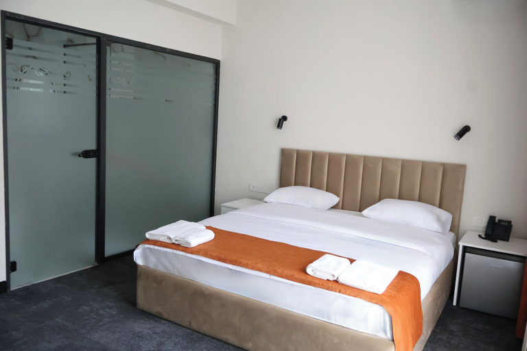 Room 2, New Casa, Yerevan