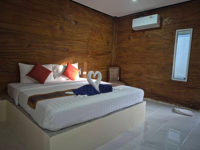 Bedroom 3, Poonsap Resort, Ko Lanta