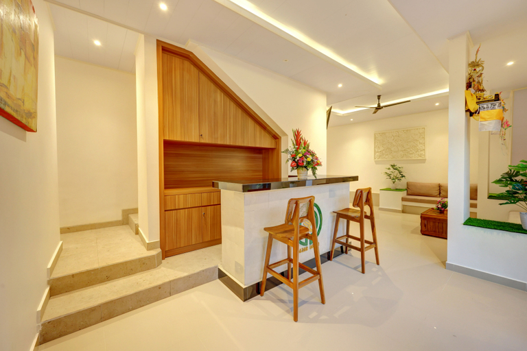 Lobby 3, Dajan Dukuh 2, 6BR with Billiard, Tabanan