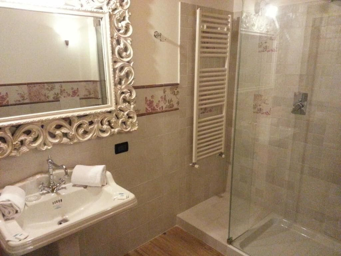 Bathroom, Agriturismo Rio Coverino, Viterbo