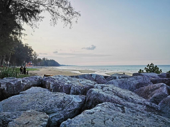Others 5, Arwana Inn, Pasir Putih