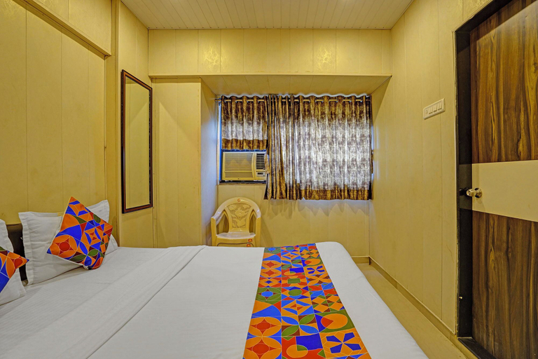 Room 4, Via Lal Sai Residency, Mumbai Suburban