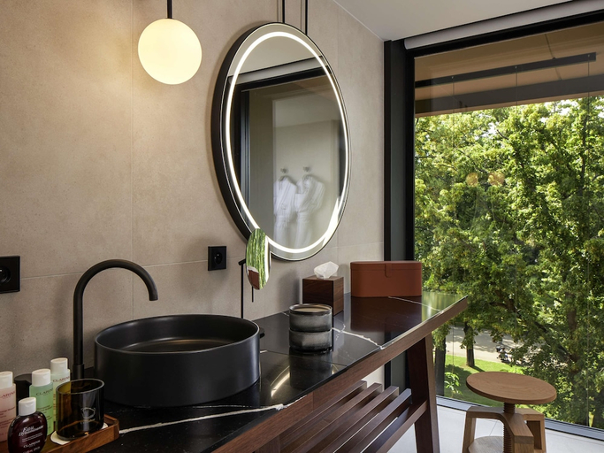 Bathroom 5, L'Esquisse Hotel and Spa Colmar - MGallery, Haut-Rhin