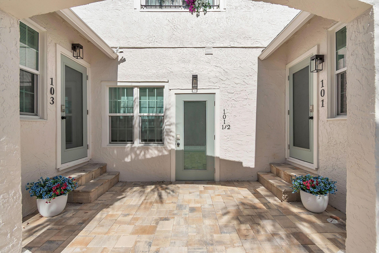 Terrace/patio 3, La Barra - Full Property, Pinellas
