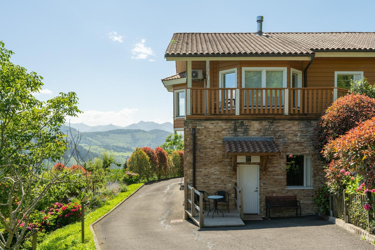 Exterior view 3, Arbegain Etxea, Guipúzcoa