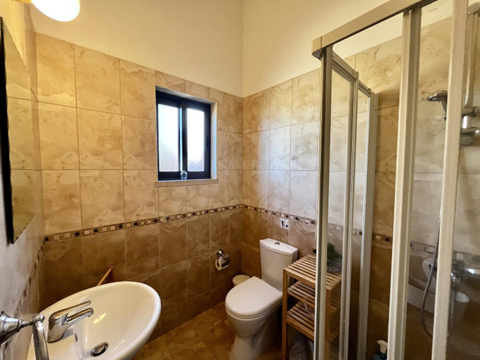 Bathroom 2, KOK - STAY Athena Villa