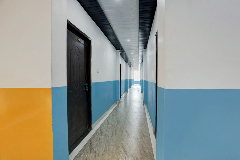 Lobby 2, Via Atithi Inn, Varanasi
