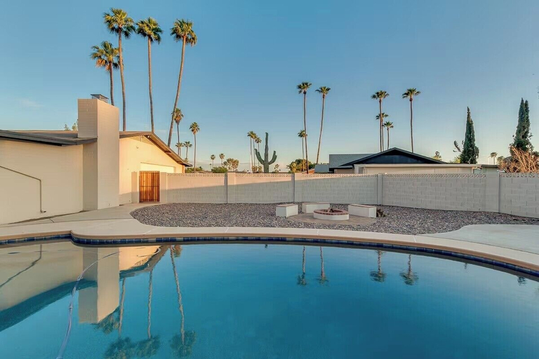 Pool 4, Desert Oasis in Mesa- Poolside & Hot Tub, Maricopa