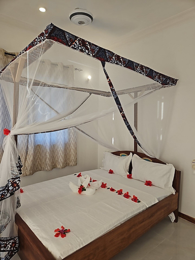Room 5, UPOLE APARTMENTS, Kaskazini 'A'