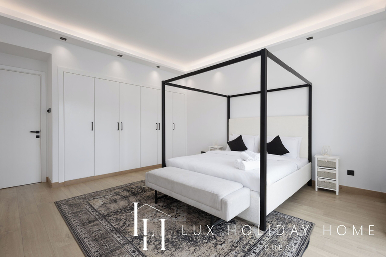Room 3, LUX The Serene Springs Villa, Dubai